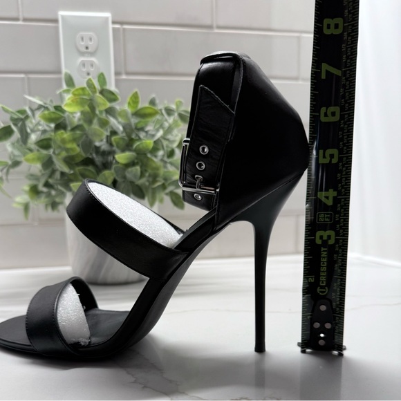 Steve Madden Shoes - Steve Madden Black Strappy Heels
